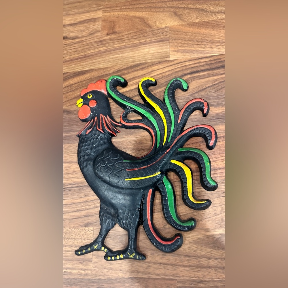 2 Vintage Black Hand Painted Cast Iron Mid Century Chanticleer Roosters. - Picture 2 of 4